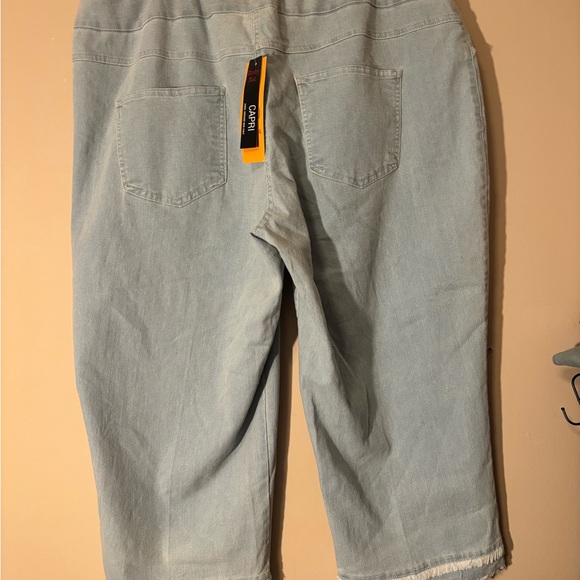 Ruby Rd. Light Blue Capri Jeans - Picture 2 of 4
